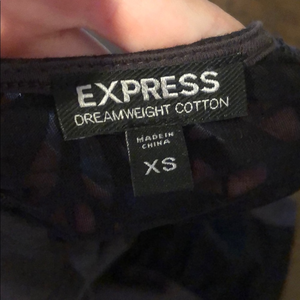 Express Lace Back Tank Top - Picture 5 of 5